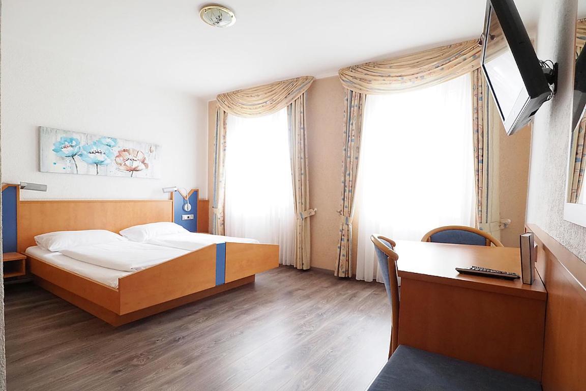 Hotel Europa - Restaurant Rüsselsheim Eksteriør billede